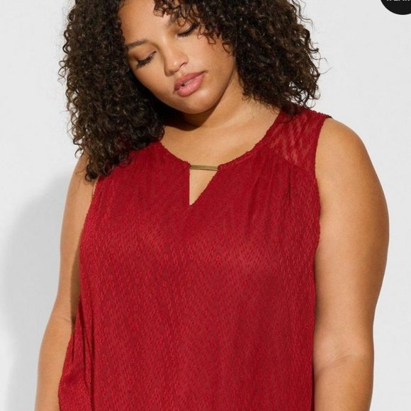 Torrid V Neck Keyhole Tank NWT - Picture 2 of 6
